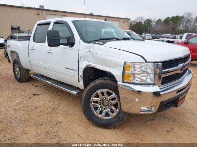  Salvage Chevrolet Silverado 2500