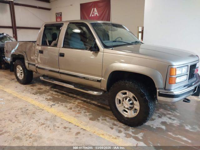  Salvage GMC Sierra 2500