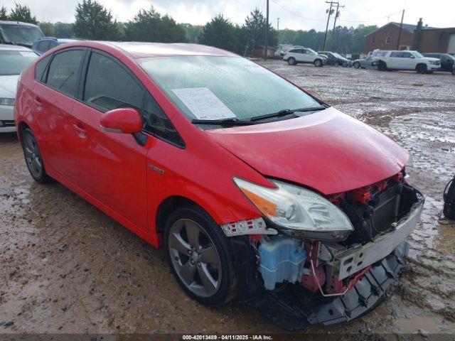  Salvage Toyota Prius
