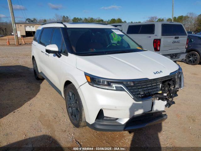  Salvage Kia Carnival