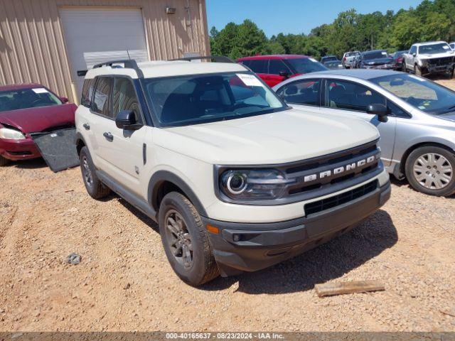 Salvage Ford Bronco