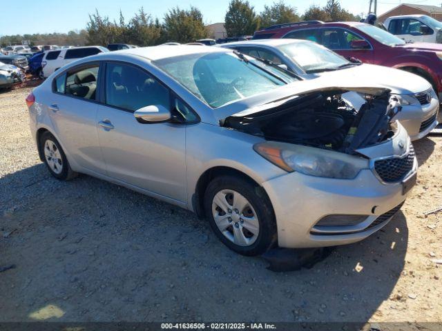  Salvage Kia Forte