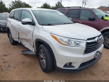  Salvage Toyota Highlander