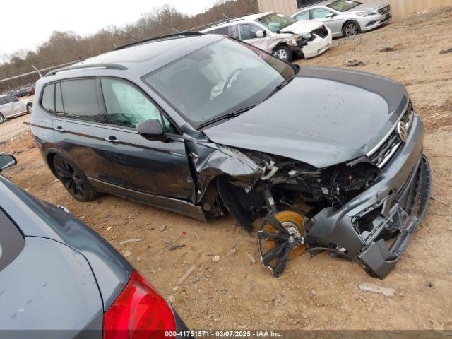  Salvage Volkswagen Tiguan