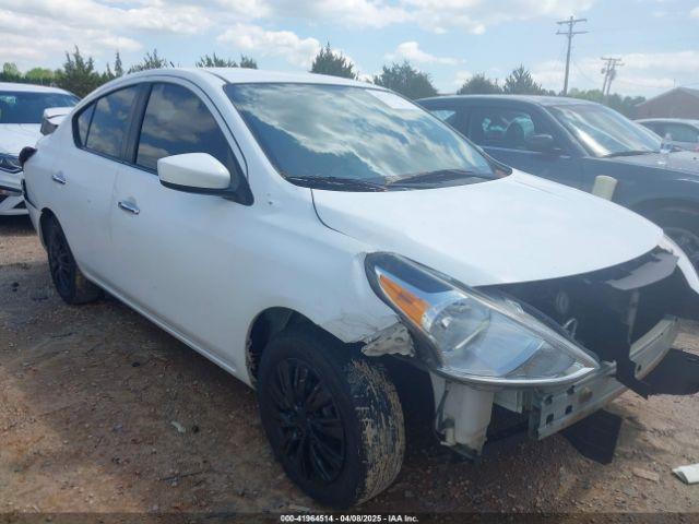  Salvage Nissan Versa