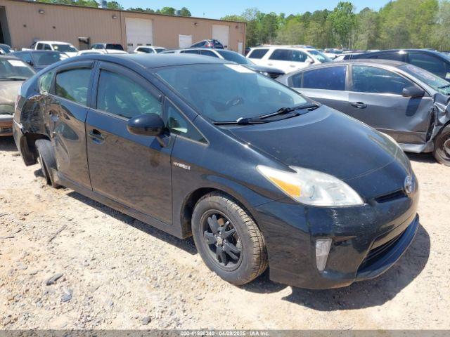  Salvage Toyota Prius