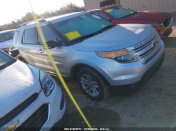  Salvage Ford Explorer