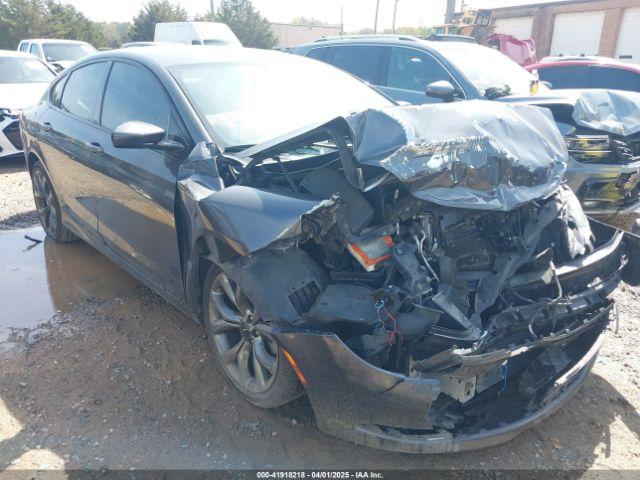  Salvage Chrysler 200