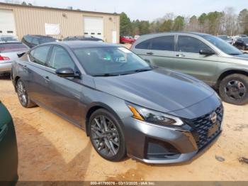  Salvage Nissan Altima