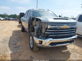  Salvage Chevrolet Silverado 2500