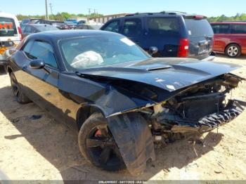  Salvage Dodge Challenger