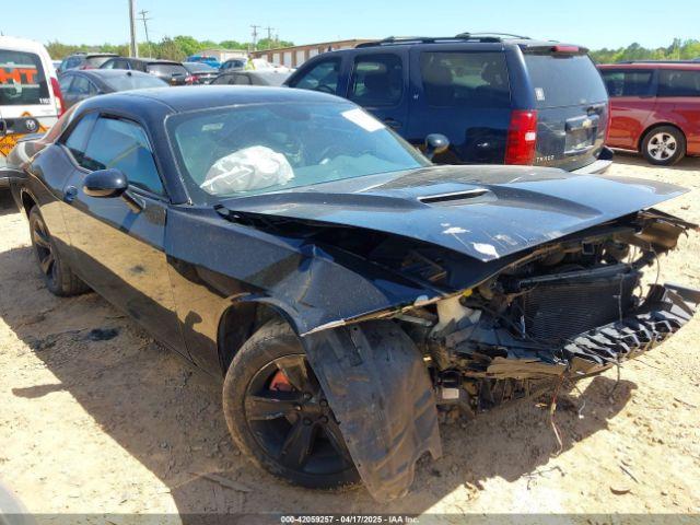 Salvage Dodge Challenger