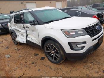  Salvage Ford Explorer