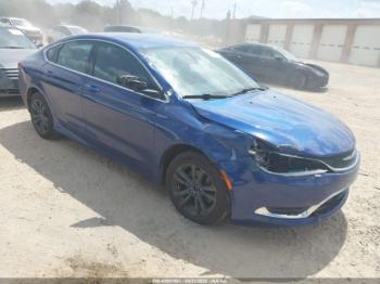  Salvage Chrysler 200