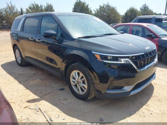  Salvage Kia Carnival