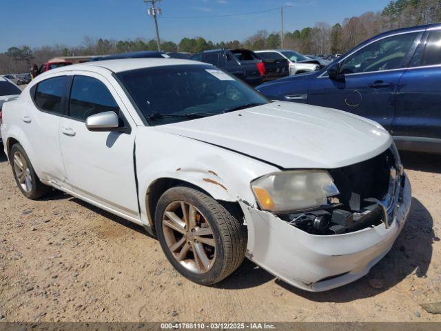  Salvage Dodge Avenger