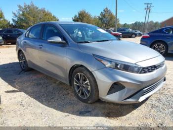  Salvage Kia Forte