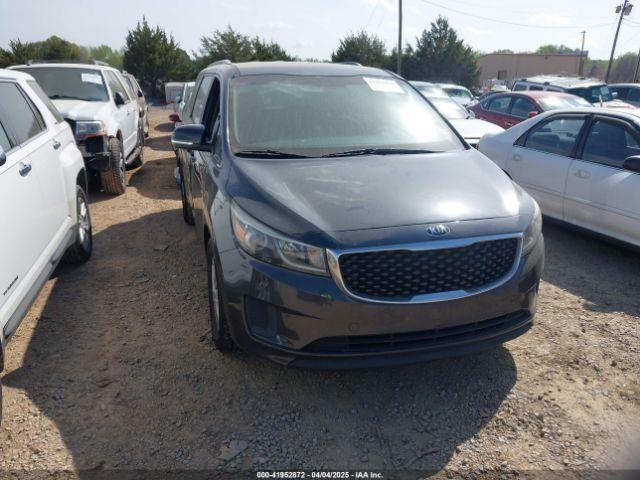  Salvage Kia Sedona