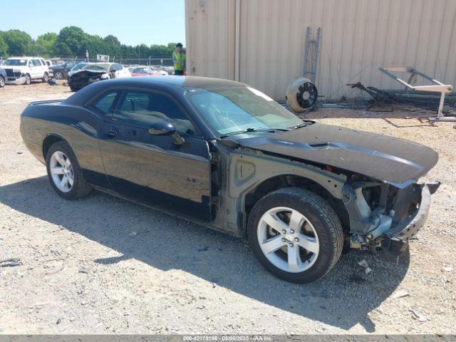  Salvage Dodge Challenger