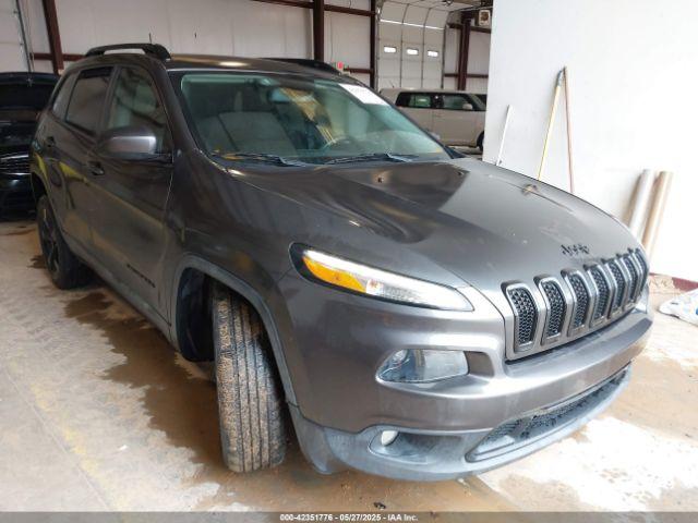  Salvage Jeep Cherokee