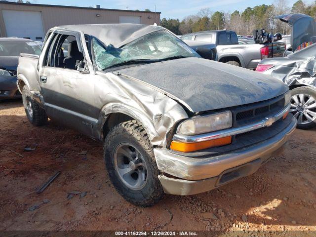  Salvage Chevrolet S-10