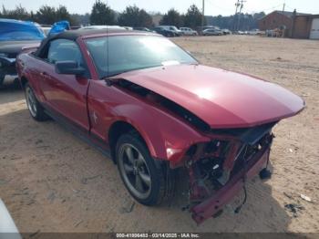  Salvage Ford Mustang