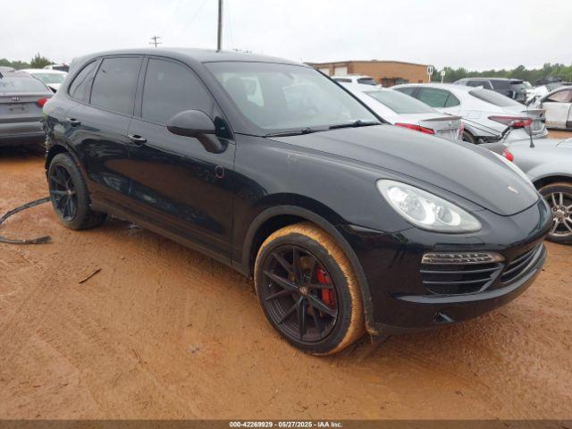  Salvage Porsche Cayenne