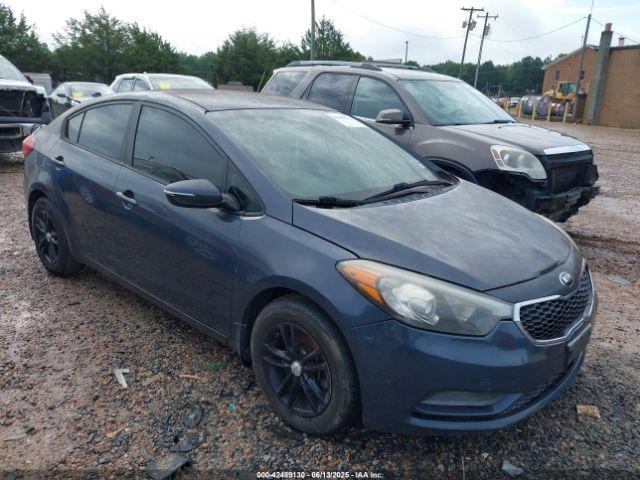  Salvage Kia Forte