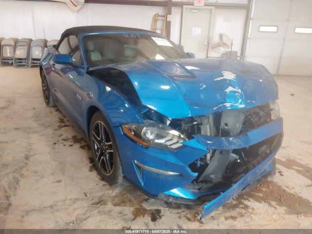  Salvage Ford Mustang