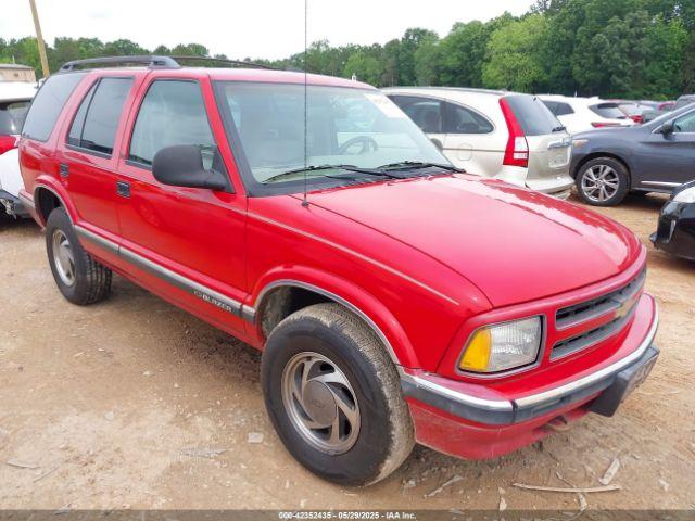  Salvage Chevrolet Blazer