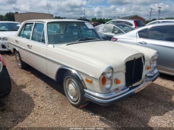  Salvage Mercedes-Benz 250 S