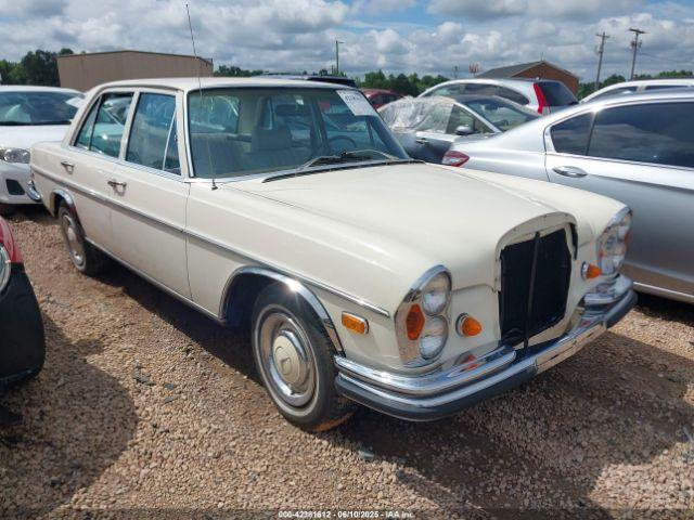  Salvage Mercedes-Benz 250 S