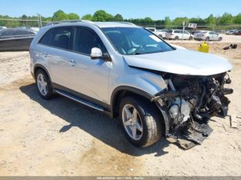  Salvage Kia Sorento