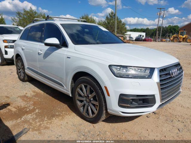  Salvage Audi Q7