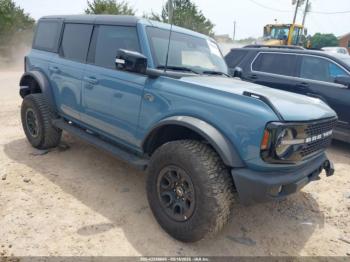  Salvage Ford Bronco