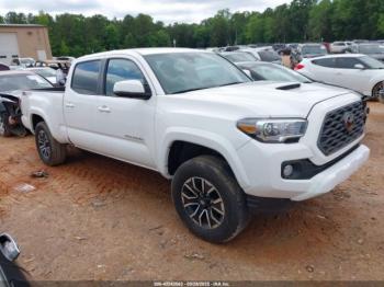  Salvage Toyota Tacoma
