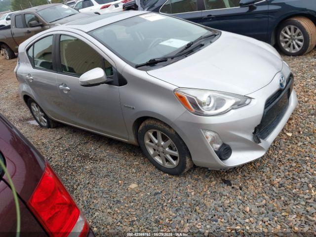  Salvage Toyota Prius c