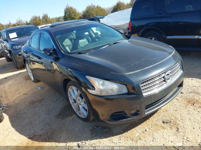  Salvage Nissan Maxima