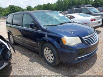  Salvage Chrysler Town & Country