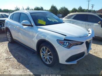 Salvage Alfa Romeo Stelvio