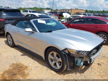  Salvage Ford Mustang