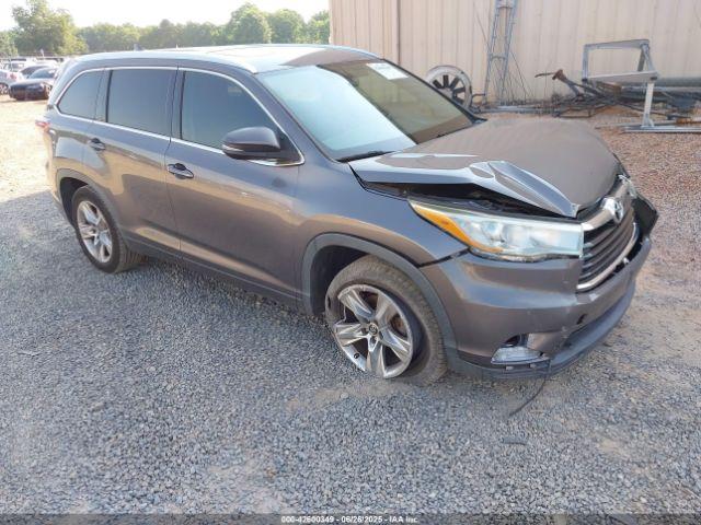  Salvage Toyota Highlander