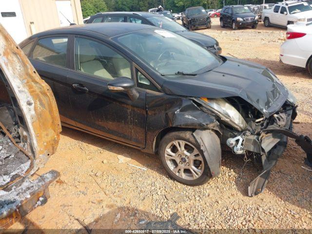  Salvage Ford Fiesta