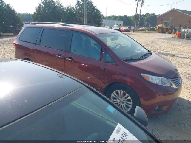  Salvage Toyota Sienna