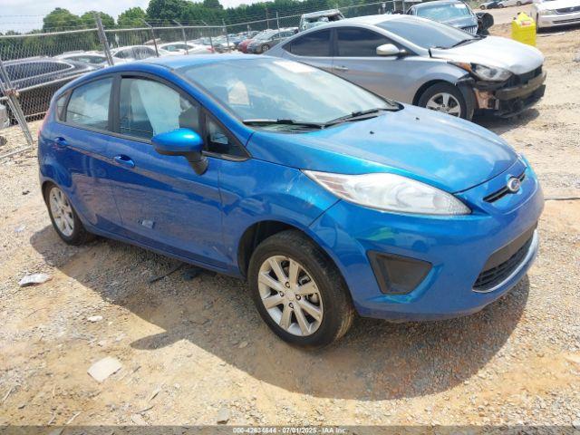  Salvage Ford Fiesta