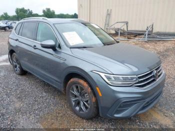  Salvage Volkswagen Tiguan