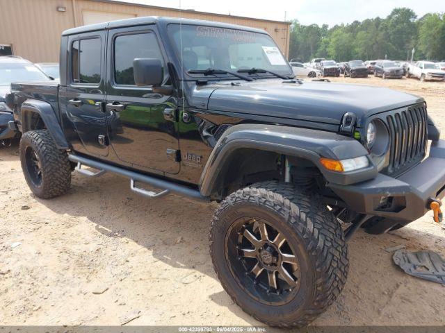  Salvage Jeep Gladiator
