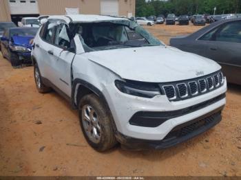  Salvage Jeep Compass