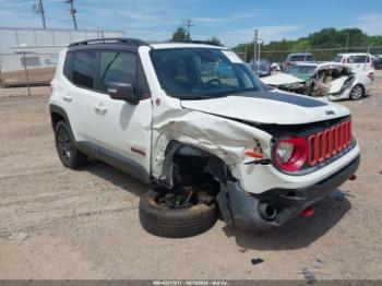  Salvage Jeep Renegade