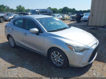  Salvage Toyota Yaris